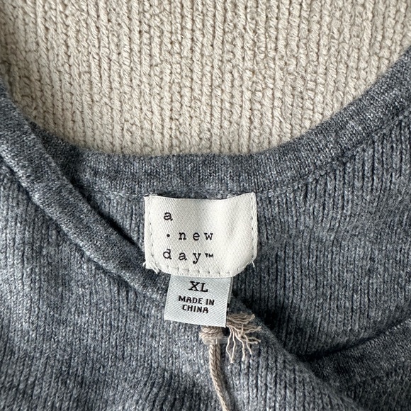 💥a new day Scoop Neck Sweater Tank Top - Picture 4 of 4